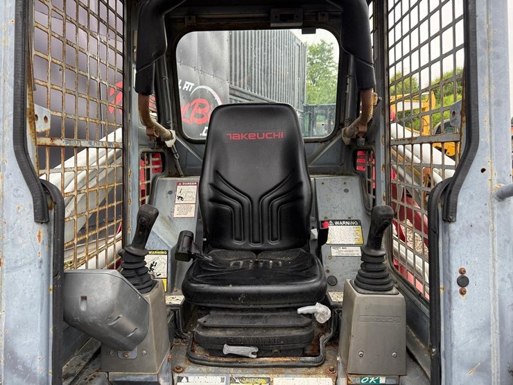 takeuchi-tl130-image-8