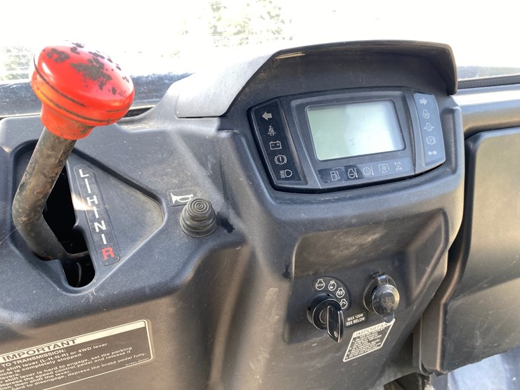 kubota-rtvx1140-image-15
