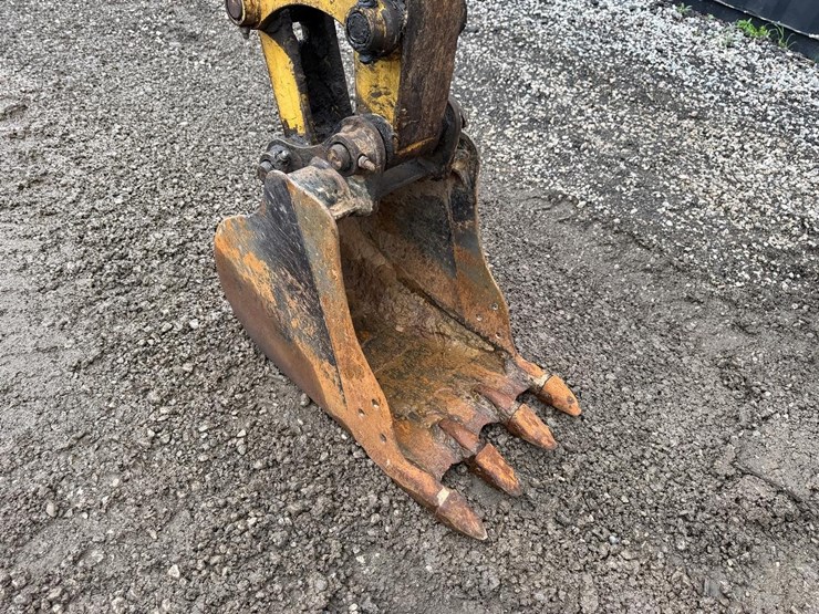 2015-caterpillar-304e2-cr-image-9