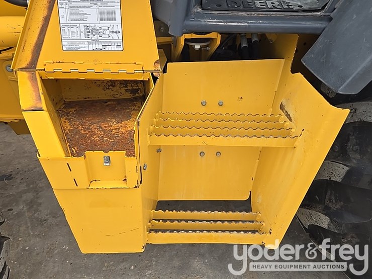 2012-deere-310sk-image-38