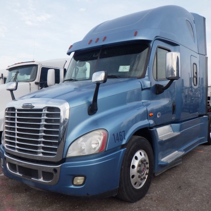 2017 FREIGHTLINER CASCADIA 125 EVOLUTION