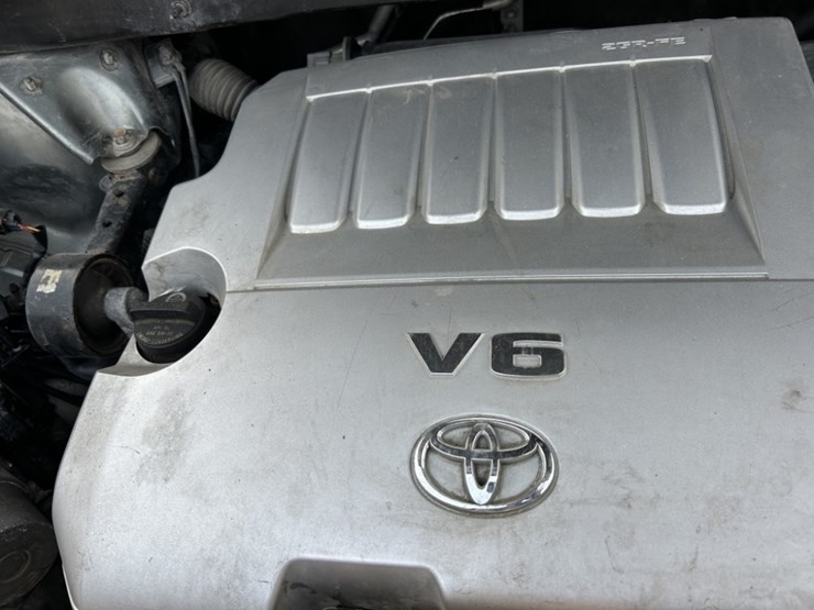 2010-toyota-highlander-image-44