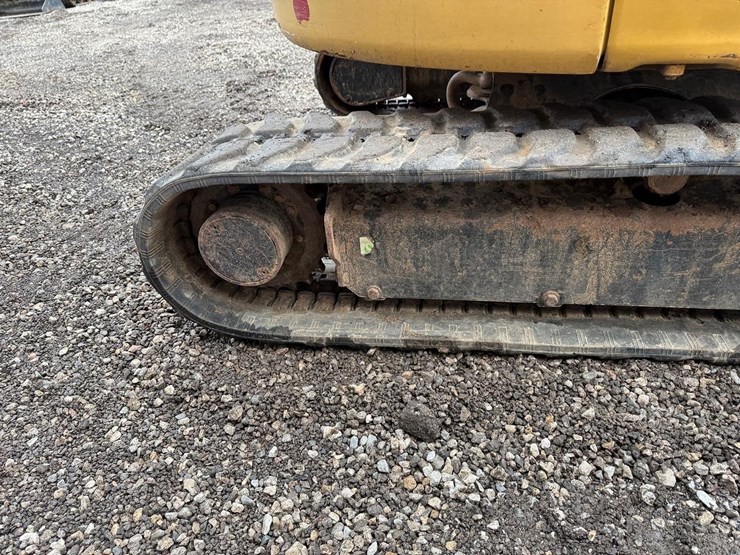 2015-caterpillar-304e2-cr-image-13