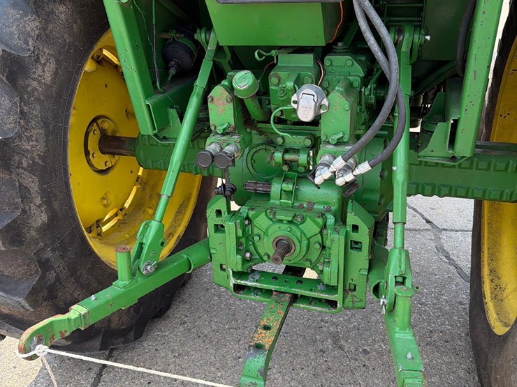 john-deere-4030-image-18
