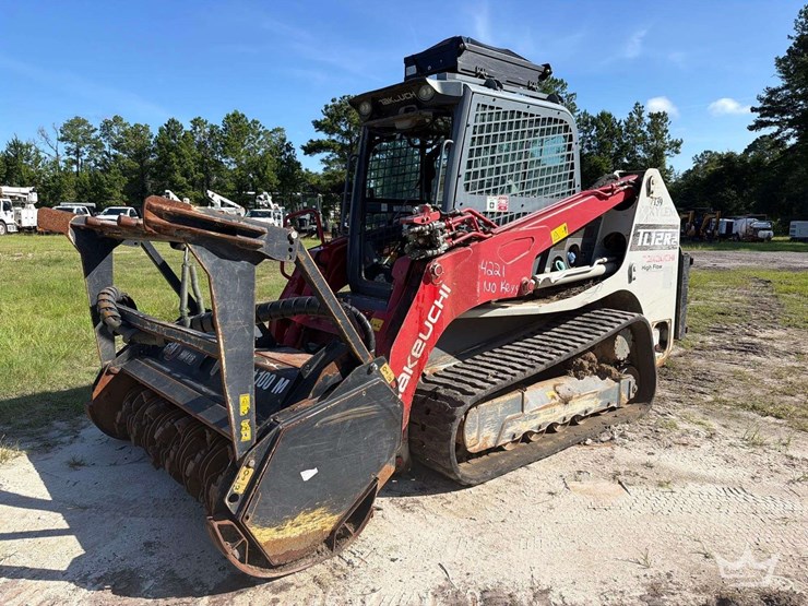2022-takeuchi-tl12r2-image-1