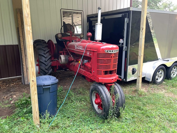 #5701-•-1947-mccormick-farmall-international-harvester-image-3