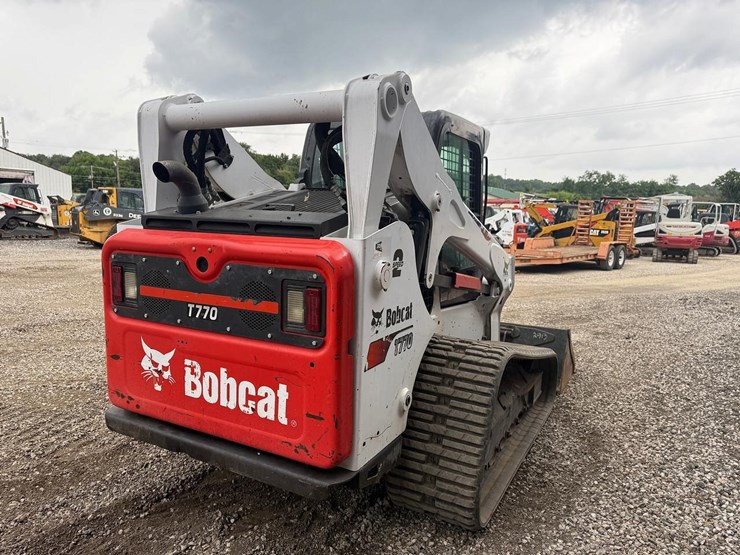 2019-bobcat-t770-image-4