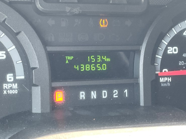2009-ford-e350-image-106