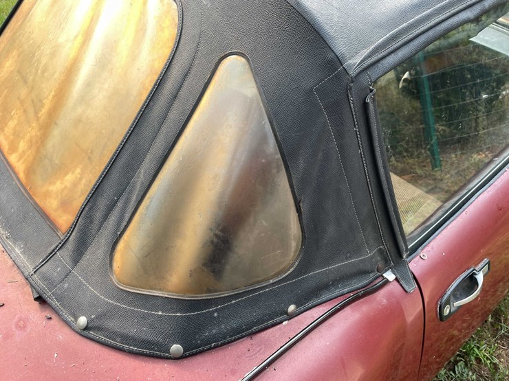 #5704-•-1979-triumph-spitfire-(has-wi-title)-image-24