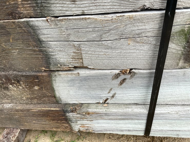 #3633-•-bundle-of-used-guard-rail-posts-image-14
