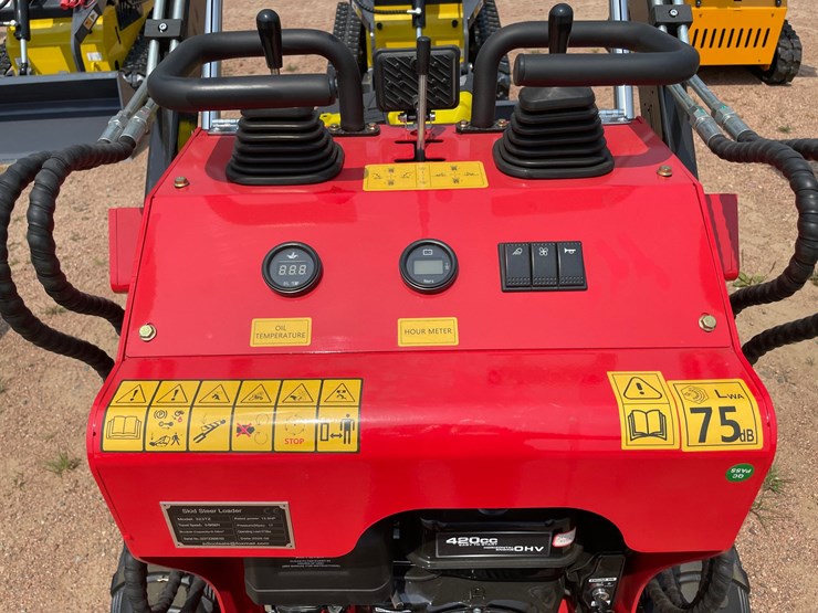 #5596-•-mms-sl-323tz-mini-skid-steer-loader-(mosinee,-wi)-image-23