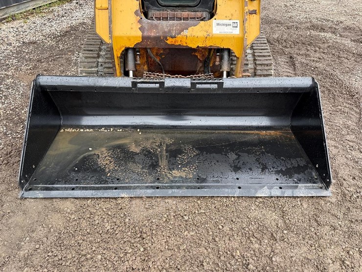 2019-caterpillar-259d-image-9
