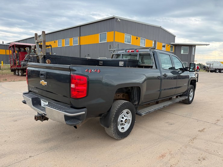 2019-chevrolet-silverado-2500hd-image-6