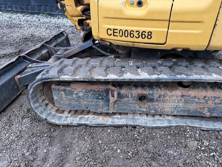 2015-caterpillar-304e2-cr-image-18