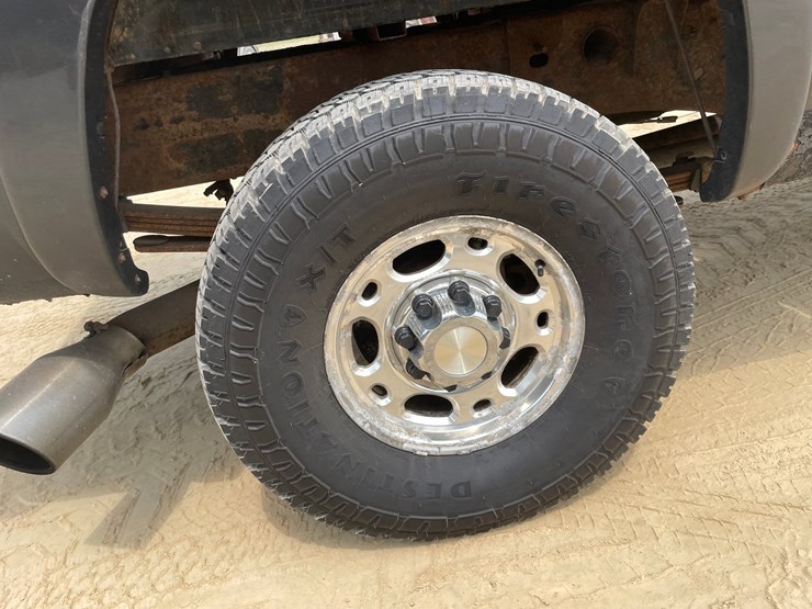 2003-chevrolet-silverado-2500hd-image-126