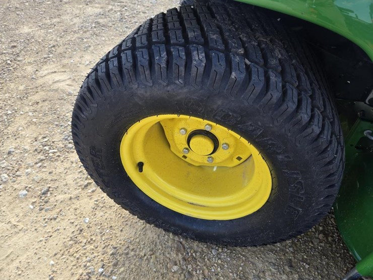 john-deere-x570-image-10