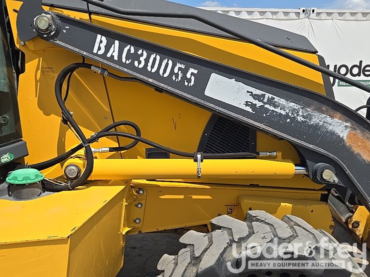 2012-deere-310sk-image-22