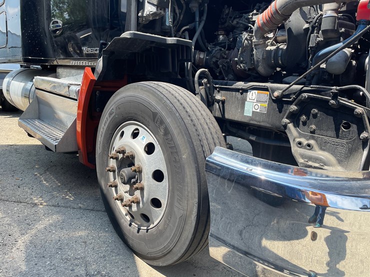 2019-kenworth-t680-image-35