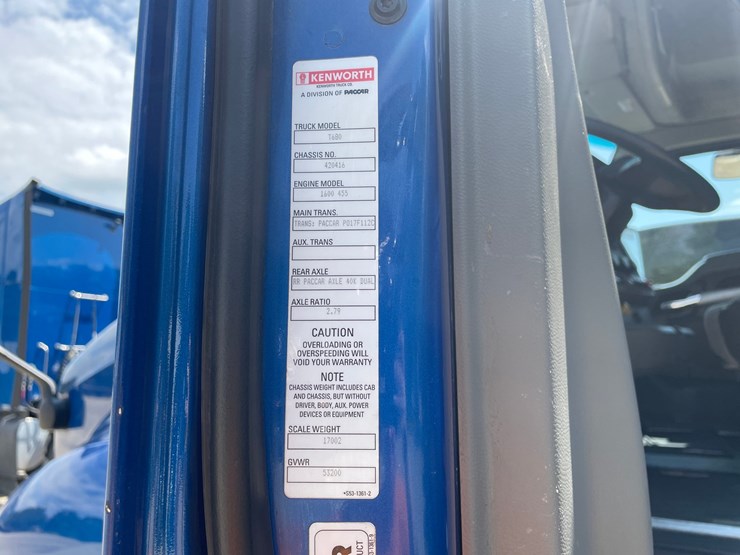 2020-kenworth-t680-image-25
