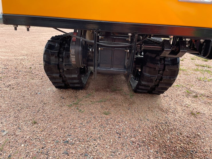 #5625-•-sdlool-j1500-crawler-dumper-with-seat-(mosinee,-wi)-image-17