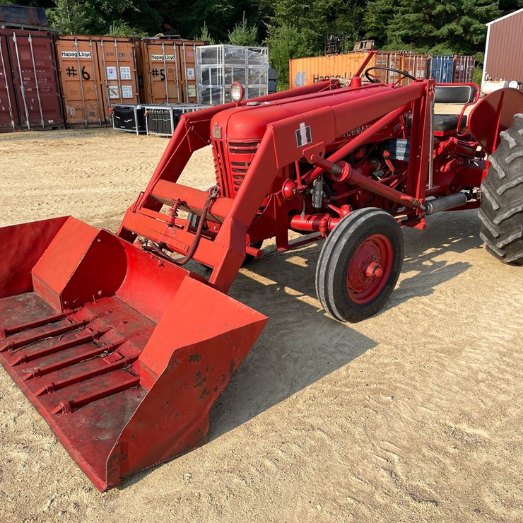 INTERNATIONAL 300