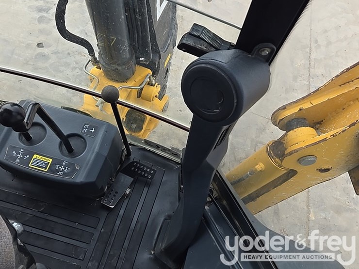2012-deere-310sk-image-56