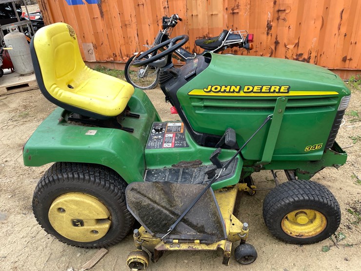 john-deere-345-image-3