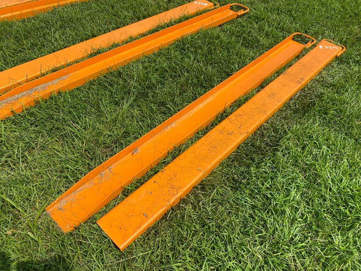 #129-•-8’-pallet-fork-extensions-image-2