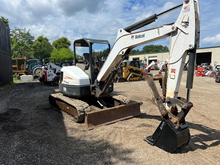 2015-bobcat-e50-image-8
