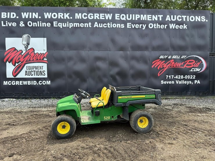 2014-john-deere-gator-tx-image-1