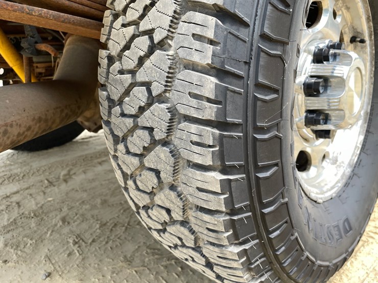 2003-chevrolet-silverado-2500hd-image-127