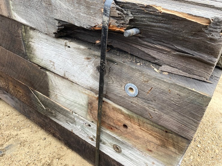 #3621-•-bundle-of-used-guard-rail-posts-image-10
