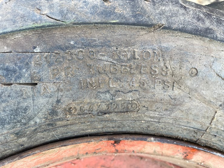#3592-•-dico-8-lug-pattern-tire-and-rim-image-7