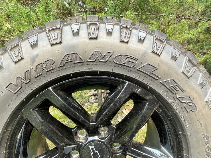#5732-•-(4)-good-year-wrangler-tires-image-5