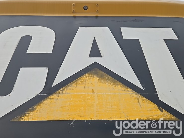 2019-caterpillar-336-image-63