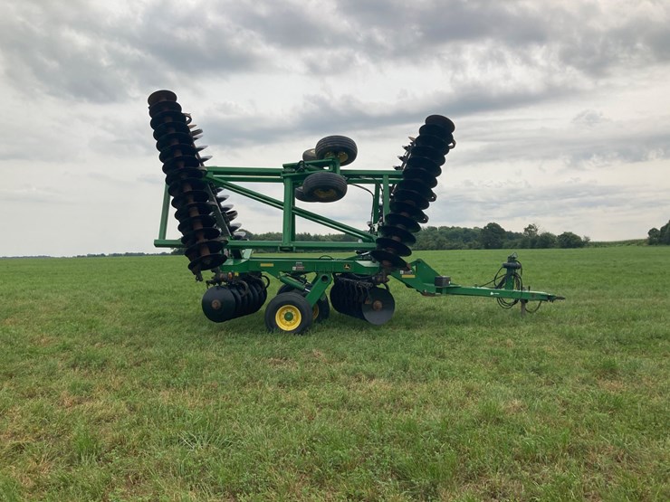 2015-john-deere-2620-image-5