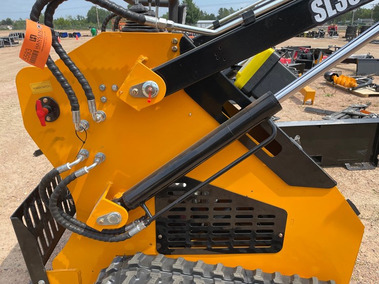 #5593-•-mms-ms360t-mini-tracked-skid-steer-loader-(mosinee,-wi)-image-13