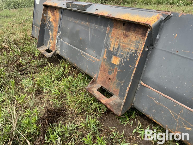 cnh-78"-heavy-duty-low-profile-skid-steer-bucket-image-10