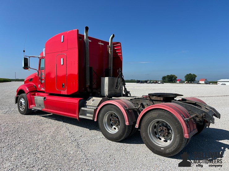 2012-peterbilt-386-image-7