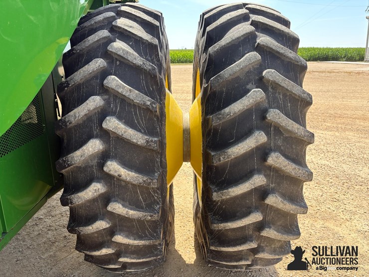 2014-john-deere-s670-image-9