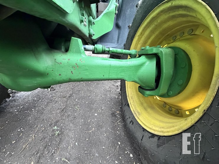 2014-john-deere-6190r-image-24
