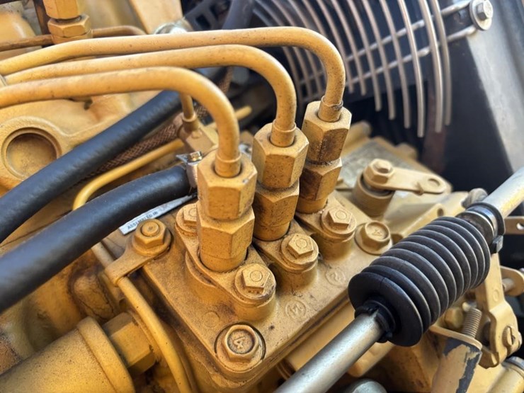 2006-caterpillar-cb-224e-image-36