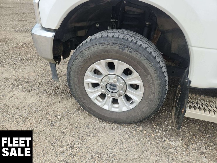 2020-ford-f350-image-10
