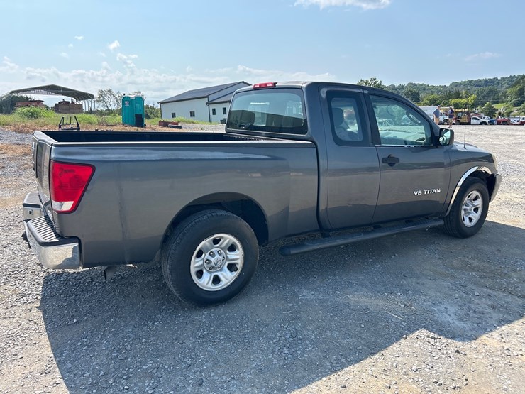 2005-nissan-titan-image-5
