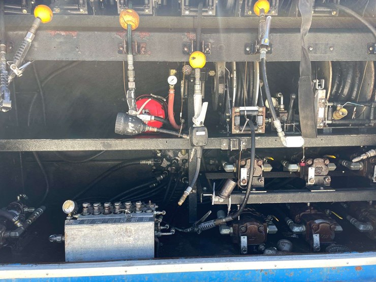 2006-international-durastar-4400-image-15