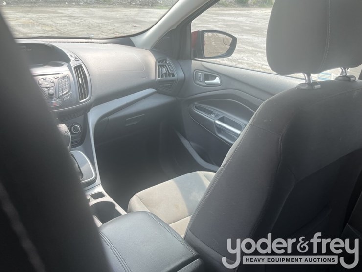 2014-ford-escape-image-22