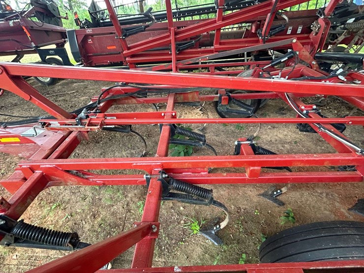 2017-case-ih-255-image-17