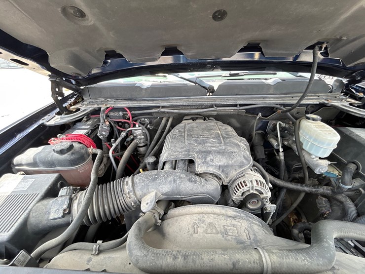 2009-chevrolet-3500-image-15