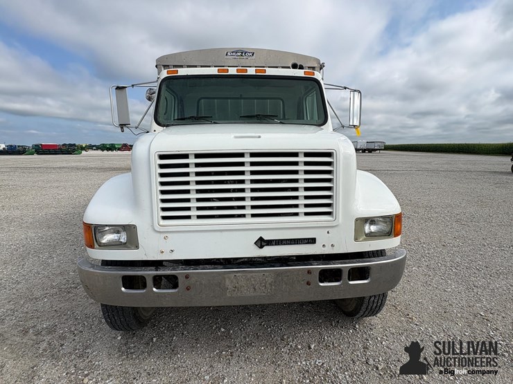 1999-international-4900-image-2