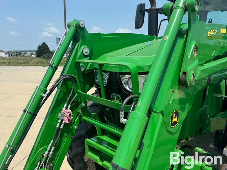 2023-john-deere-6r-155-image-13